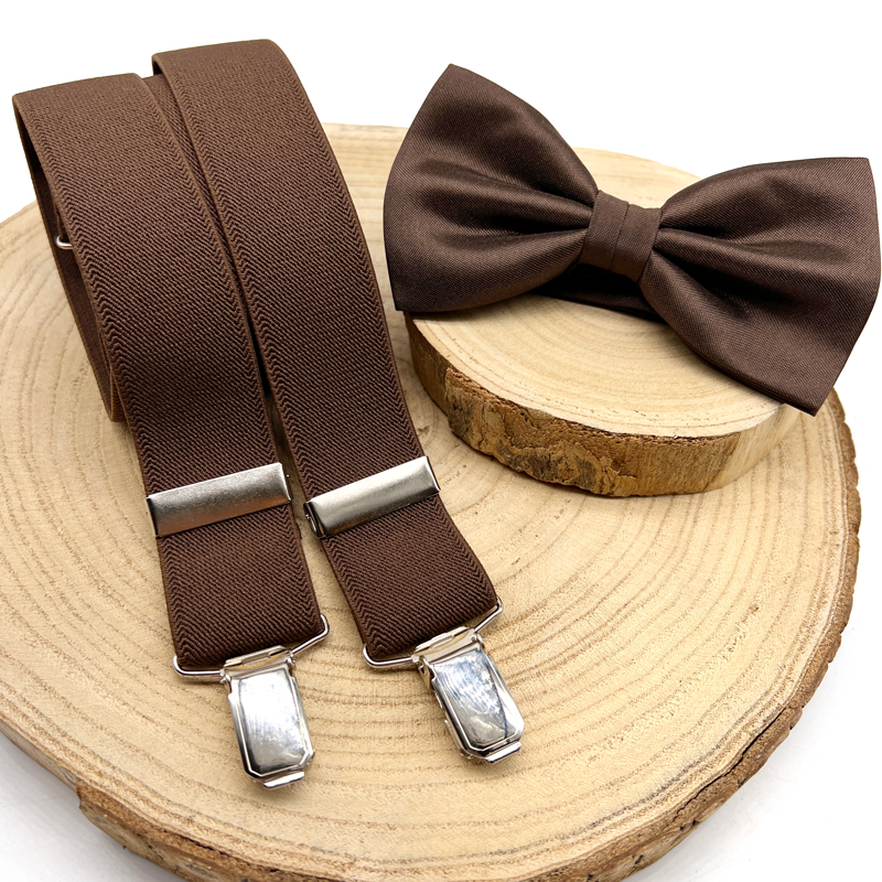 Pajarita y tirantes marrón chocolate