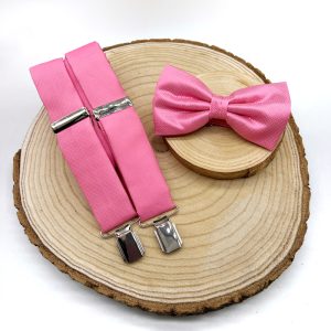 Tirantes y pajarita rosa textura